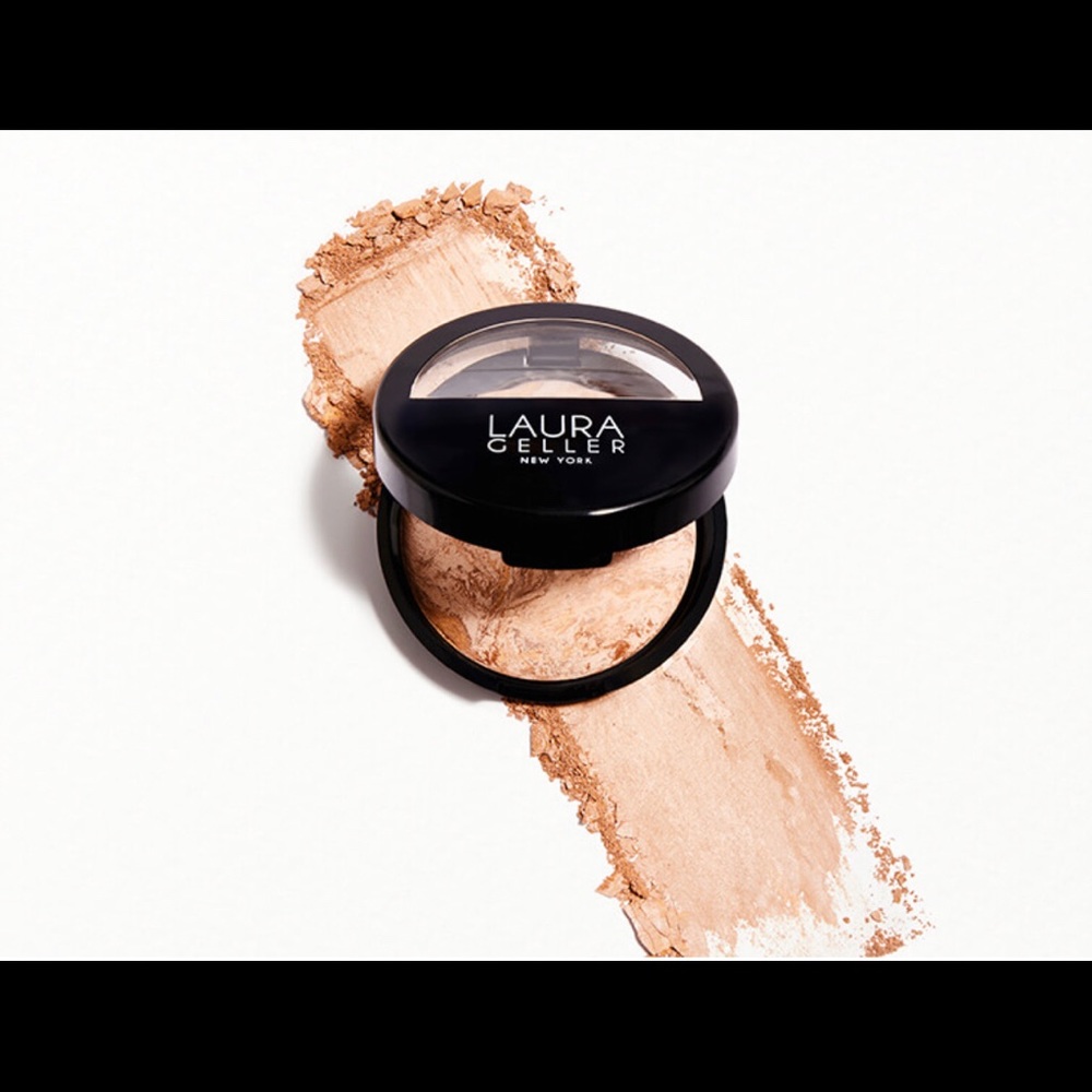 LAURA GELLER
Baked Balance-n-Brighten Color Correcting Foundation in Medium